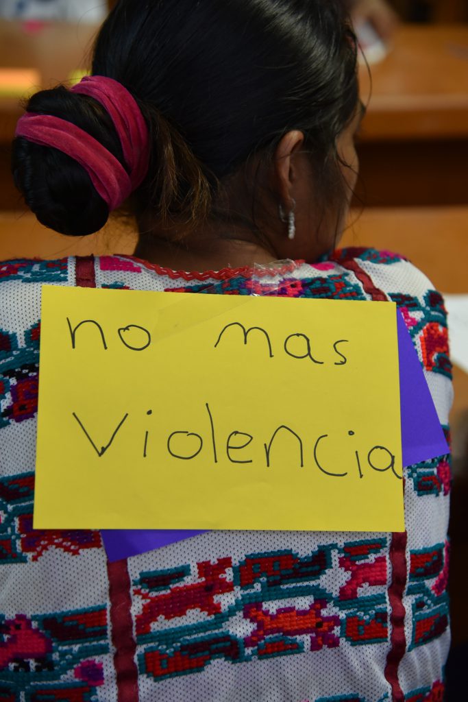Quienes se salen de matrimonios forzados sufren nueva violencia, denuncia el centro Tlachinollan