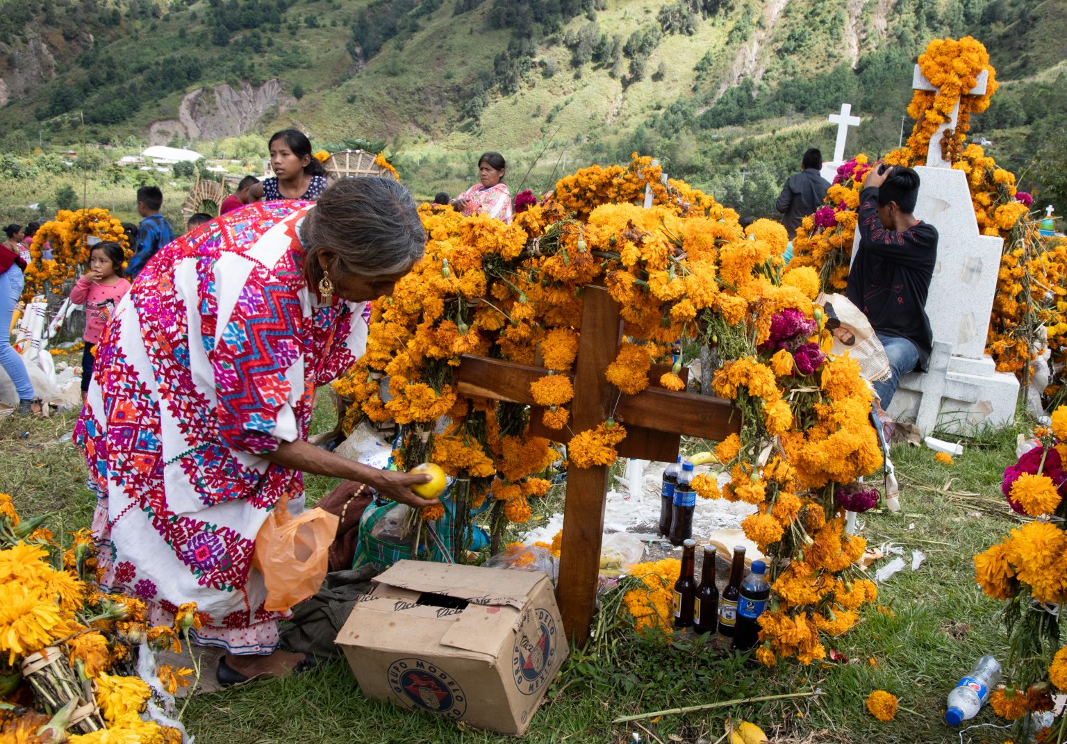 FOTOREPORTAJE| “Vikó Ndi”: la fiesta de los muertos en la Montaña de