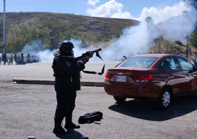 Porque luchan por la vida los reprimen