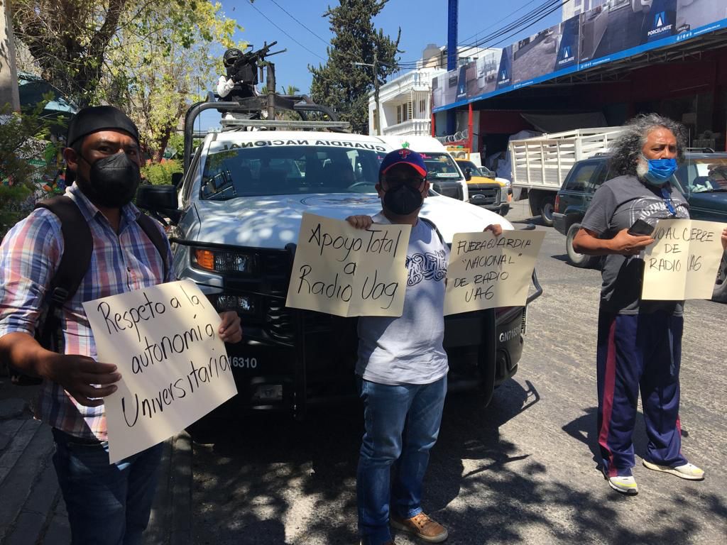 La voz del pueblo y de los universitarios no se silencia