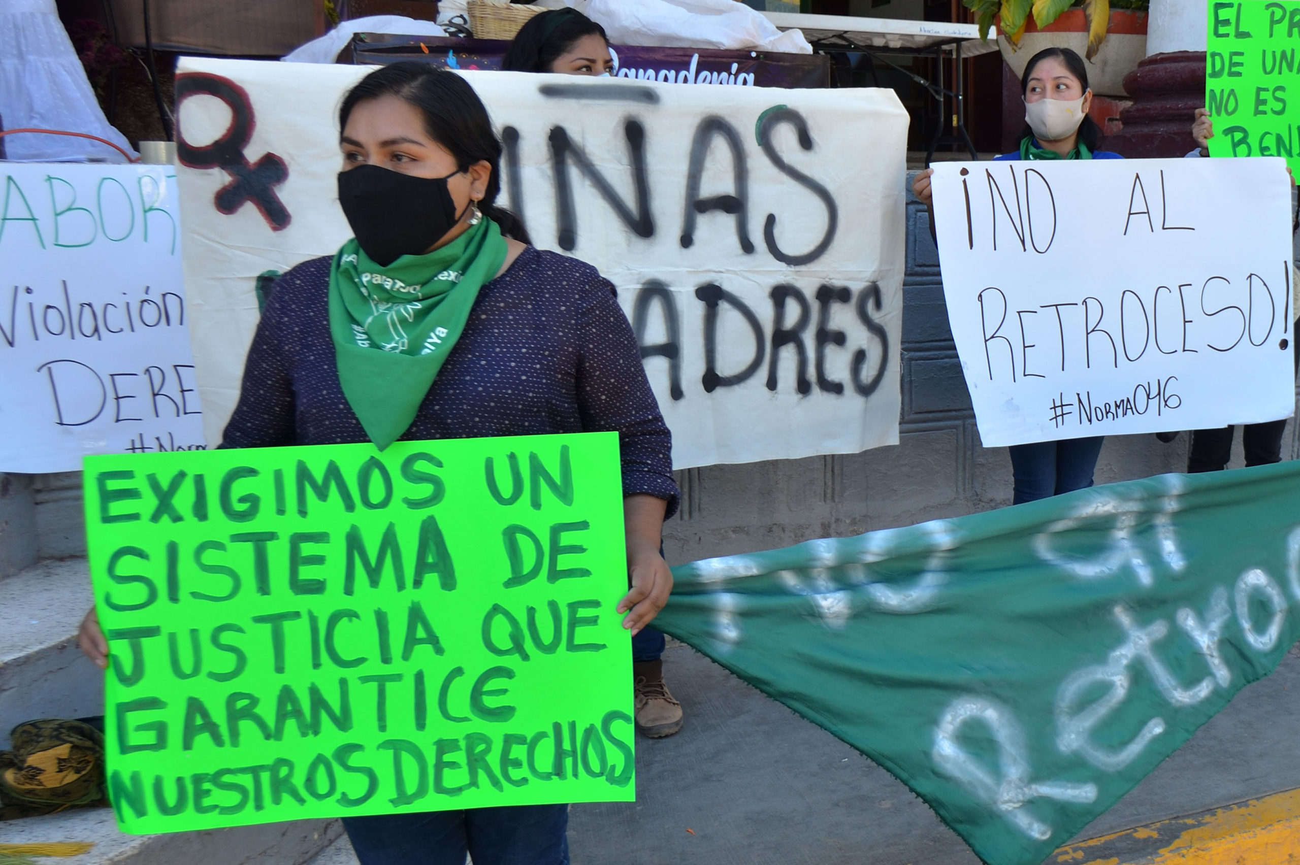 Pintemos de verde Guerrero: vivas nos queremos