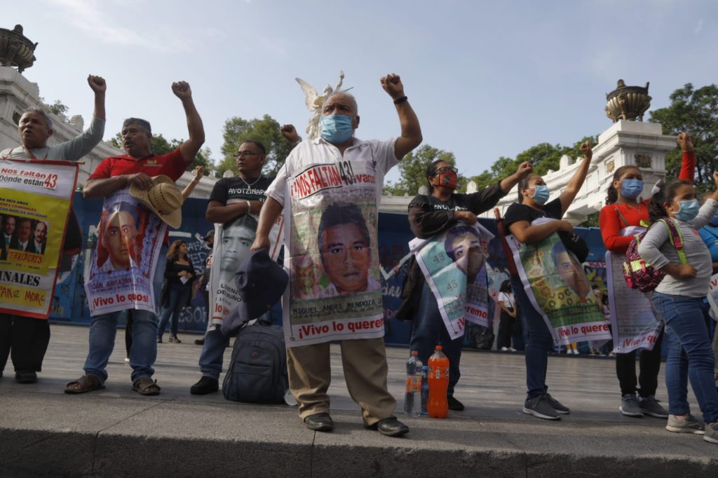 La verdad se oculta tras los muros del ejército méxicano