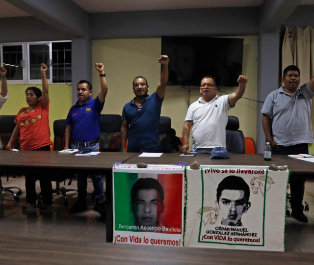 La encrucijada de las familias ante la nueva verdad en el caso Ayotzinapa