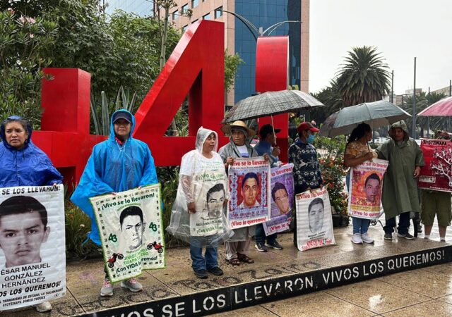 La cerrazón del presidente a 10 años sin saber de los 43