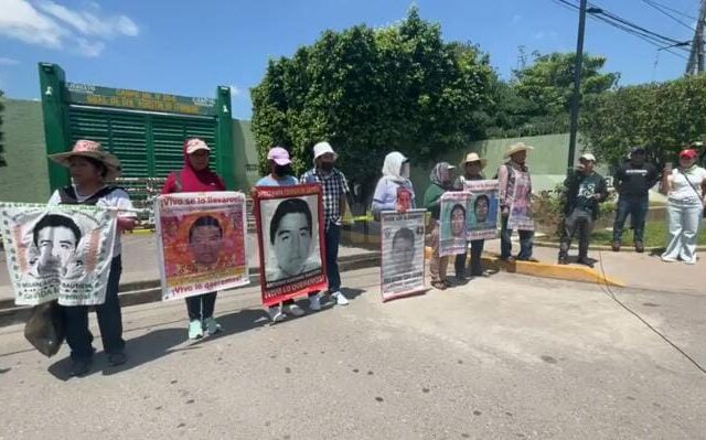 La verdad sobre los 43 tras los muros del 27 batallón del ejército