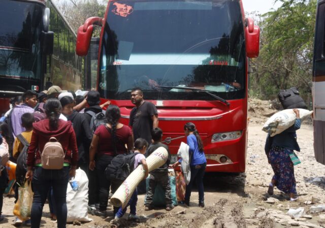 Más de un centenar de jornaleras y jornaleros migraron a los campos agrícolas del norte del país