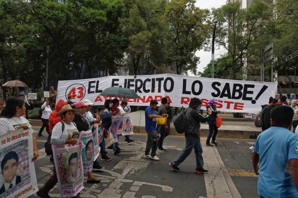 Poder Judicial de la Federación ordena a la Secretaría de la Defensa Nacional entregar documentos faltantes en el caso Ayotzinapa