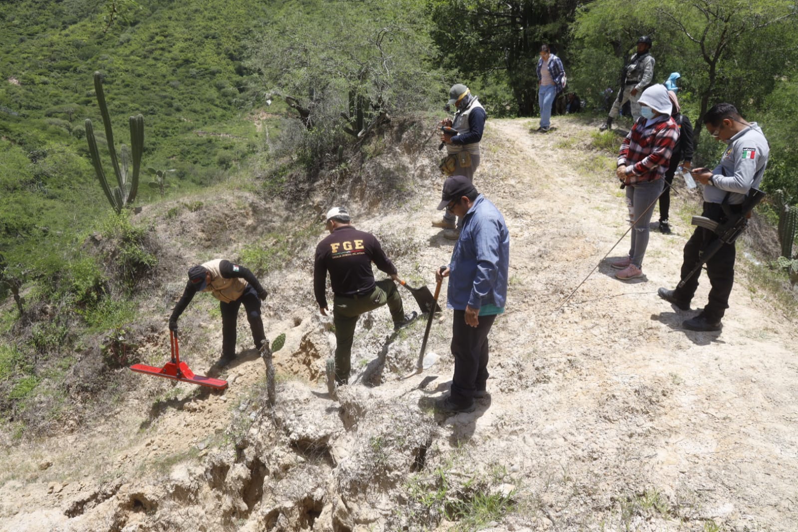 En búsqueda de personas en Tlapa se usó un georadar