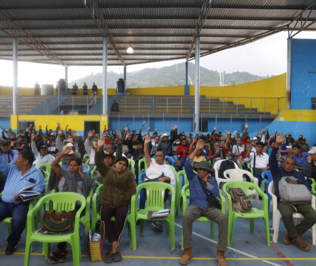 Los pueblos tejen la justicia comunitaria entre las adversidades 