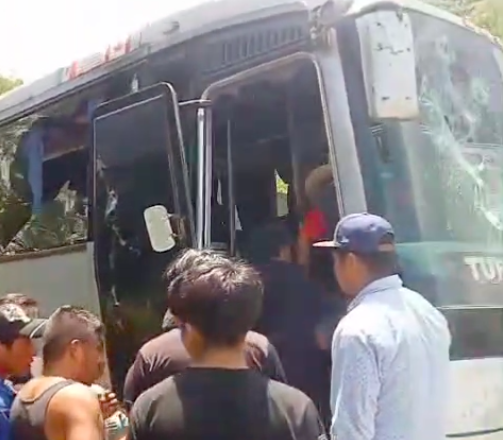 Trabajar en los surcos “para vivir un rato más”