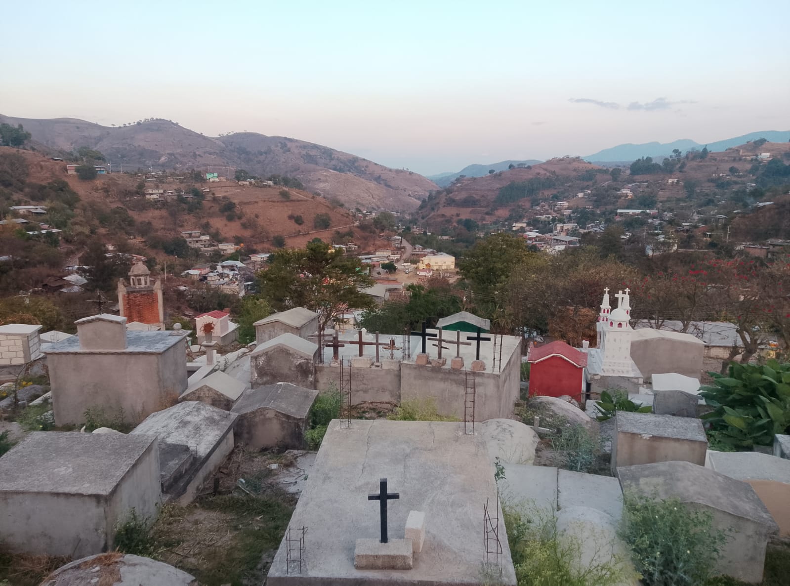 Huitzapula: en vilo por las balas y los bombardeos