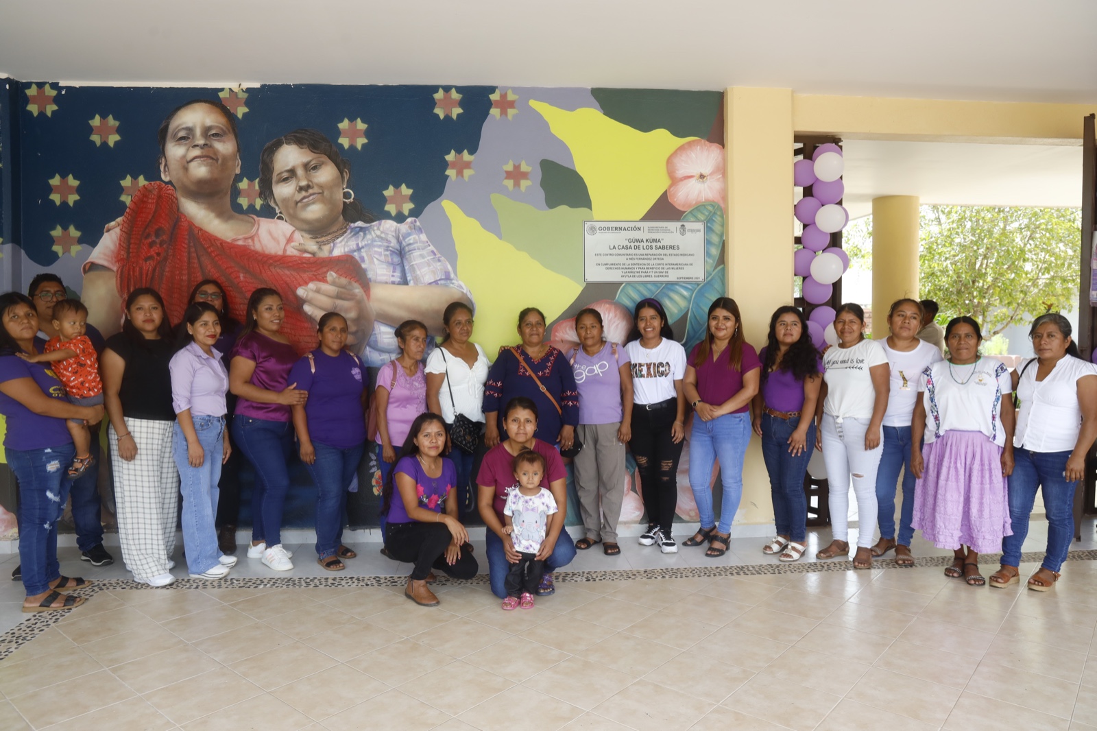Autoridades de Guerrero adeudan tres meses de salario a defensoras indígenas