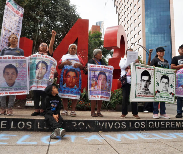 Vinculan a proceso al exgobernador Ángel Aguirre por la desaparición de los 43