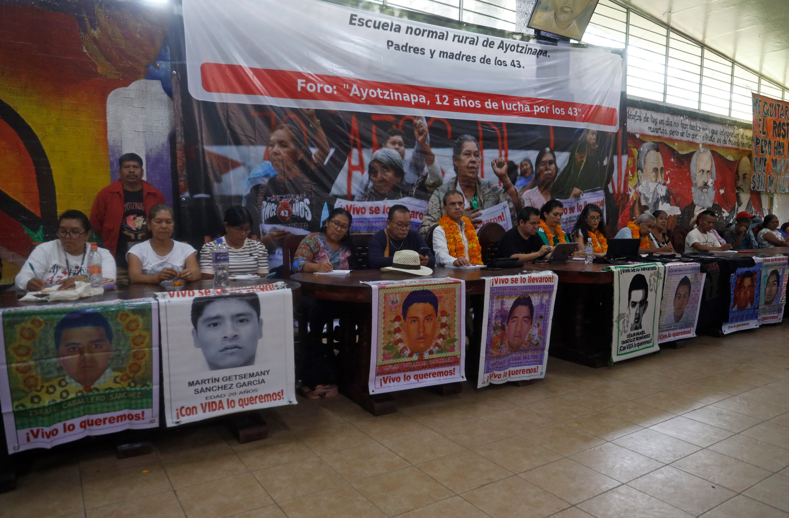 “Ayotzinapa 12 años de lucha, 43 la luz que no se apaga”