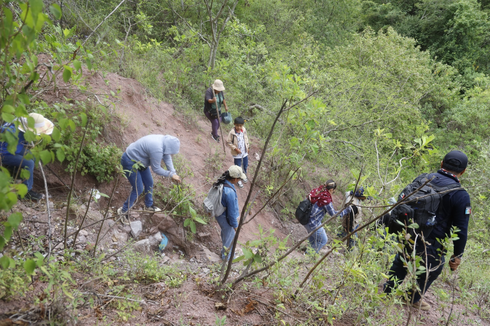 Buscadoras encontraron 10 restos de personas en la Montaña